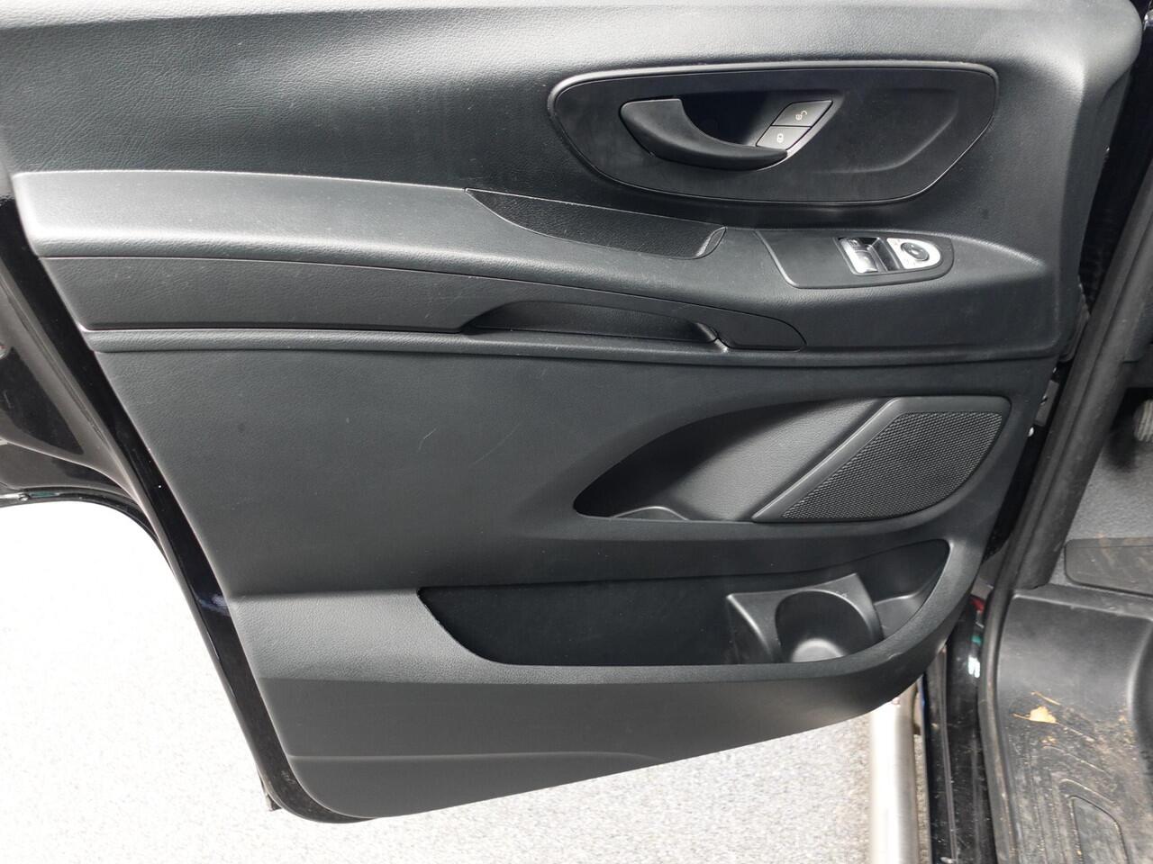 Mercedes-Benz VITO 114 CDI Lang Automaat Navigatie Airco Bluetooth Camera Trekhaak