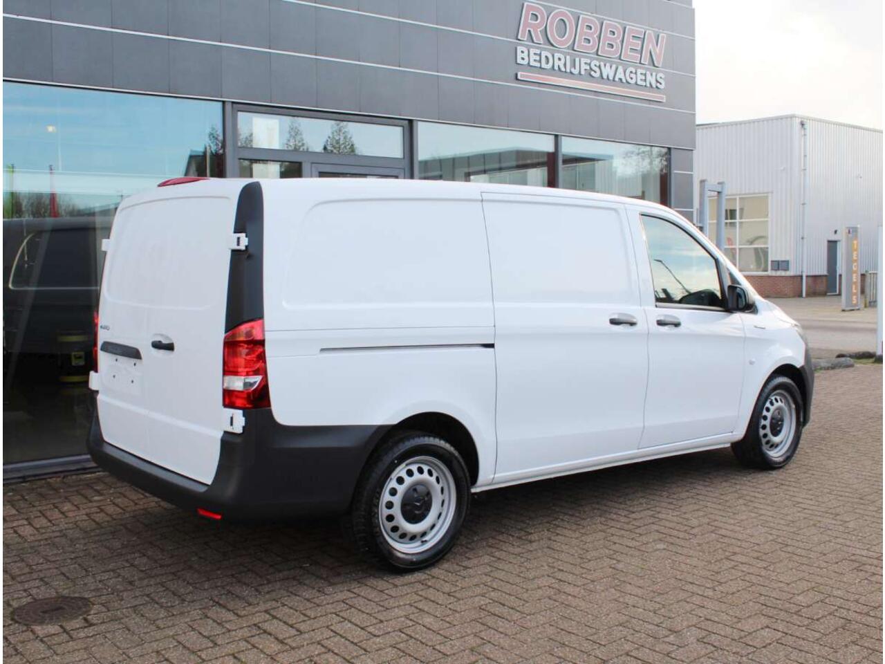 Mercedes-Benz VITO eVito 112 L2 60 kWh Aut. Elektrisch Z.G.A.N.