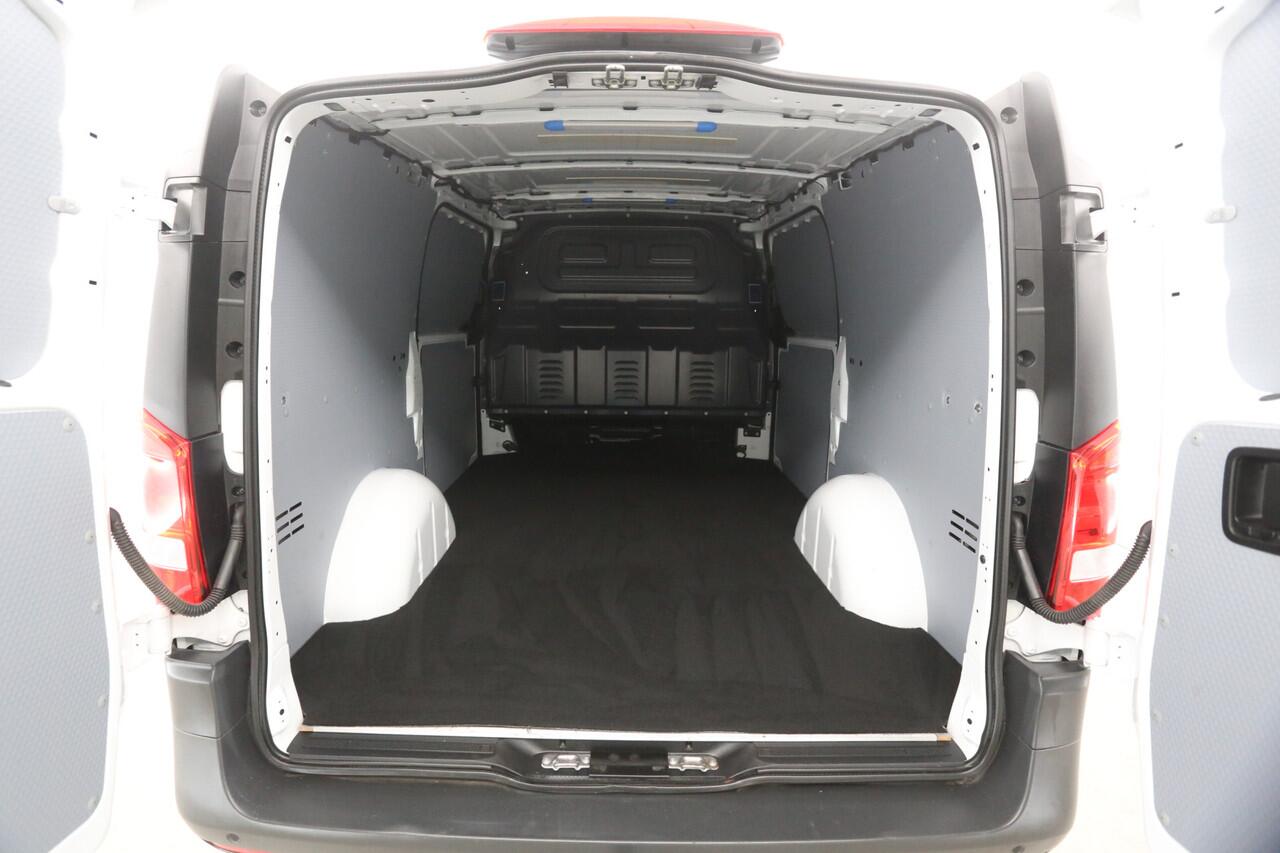 Mercedes-Benz VITO 114 CDI Lang | Euro6 | Dubbele Cabine | Automaat | Airco | Cruise | Camera | Trekh. | Carplay | Navi| Automaat | Clima | Cruise | Camera | Carplay | 2xSchuifdeur | Navi | Trekh.