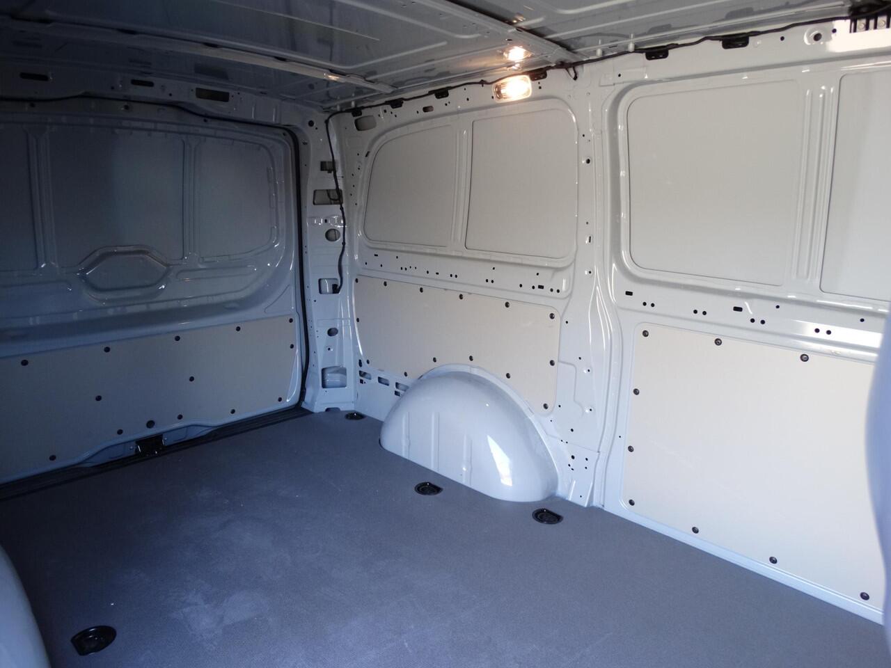 Mercedes-Benz VITO 114 CDI KA L2 | Automaat | MBUX | kleur Silbergrau