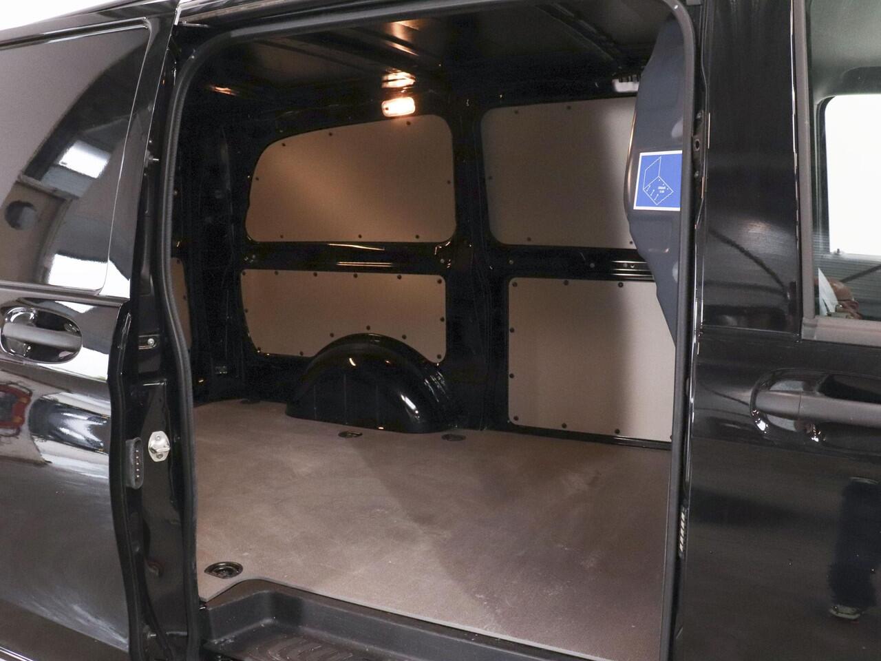 Mercedes-Benz VITO 114 CDI Lang Aut. Airco| Bluetooth| Camera| Trekhaak|