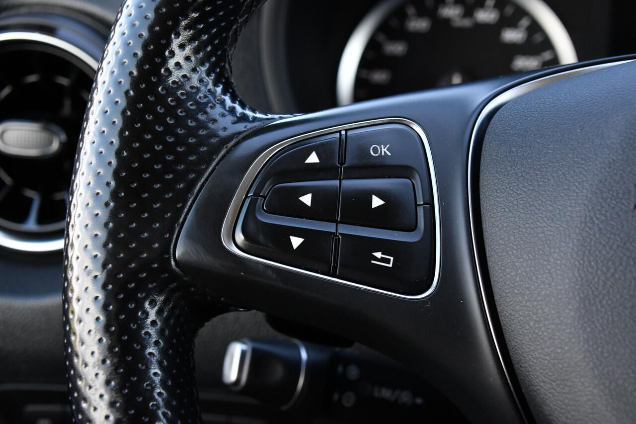 Mercedes-Benz VITO 116 CDI L2 AMG Edition Camera, Cruise, Carplay, 164pk, Automaat, Trekhaak, Stoelverarming, Luxe interieur, Uniek!