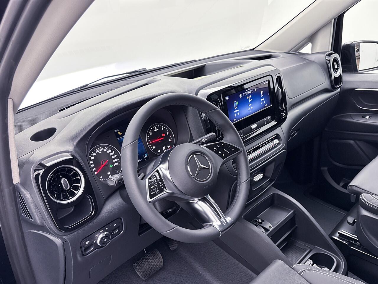 Mercedes-Benz VITO 119 CDI L3 DC *Edition* Leder Dubbel cabine 19 inch AMG Black-Pack Extra Lang Dubbele Schuifdeur Multibeam LED Trekhaak Achteruitrijcamera Betimmering