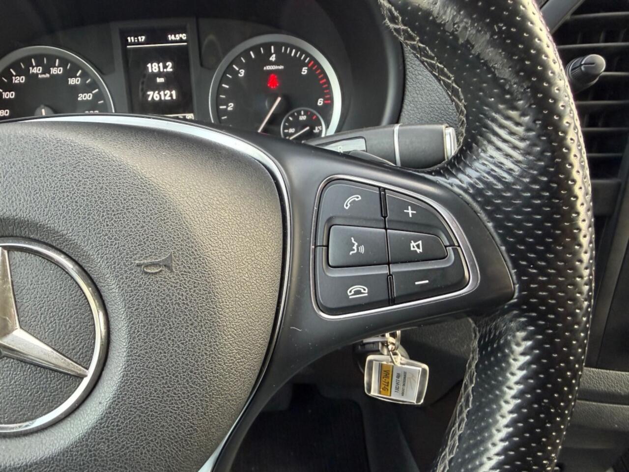 Mercedes-Benz VITO 114 CDI L2 Automaat GB / Navi / Airco / Trekhaak / Led