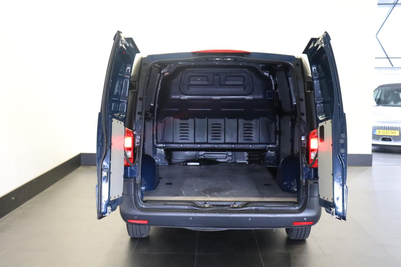 Mercedes-Benz VITO 116 CDI Lang EURO 6 - Airco - Navi - Cruise - Camera - ¤ 16.950,- Excl.