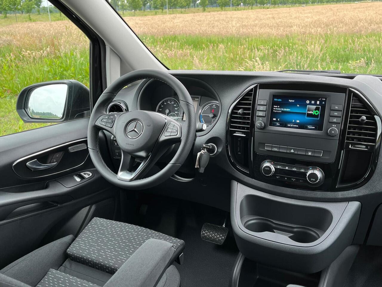 Mercedes-Benz VITO eVito Bestelwagen 66 kWh L3 | Navigatie | Airco | Bluetooth | Stoelverwarming