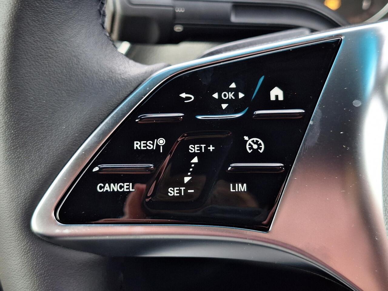 Mercedes-Benz VITO eVito 112 L3 60 kWh Mercedes-Benz eVito eVito 112 L3 66 kWh