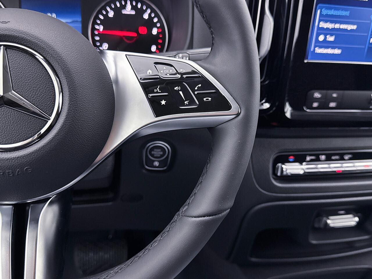 Mercedes-Benz VITO 119 CDI PRO L3 19" Lichtmetaal AMG Dubbele Schuifdeur Multibeam LED Trekhaak Achteruitrijcamera Betimmering