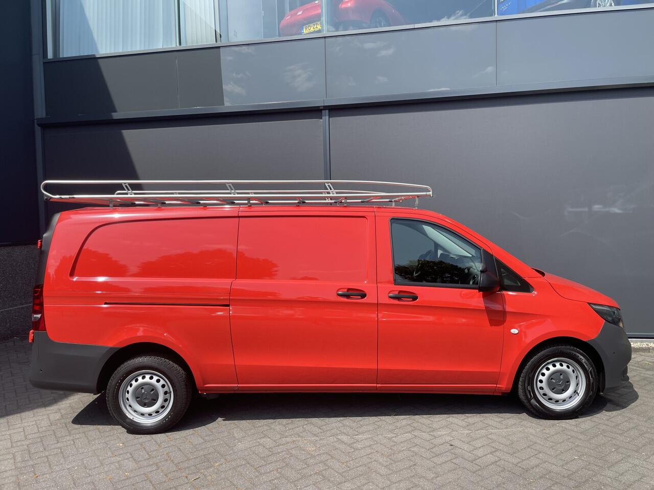 Mercedes-Benz VITO 114 CDI Extra Lang Airco - Cruise control - Navigatie full map - Achteruitrijcamera - Zijschuifdeur rechts - Parkeersensoren voor en achter - Trekhaak - Aluminium trap - zeer nette bus
