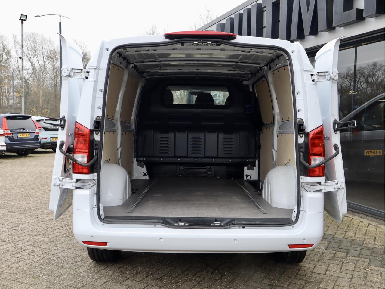 Mercedes-Benz VITO 116 CDI AUTOMAAT XXL ENKELE CABINE