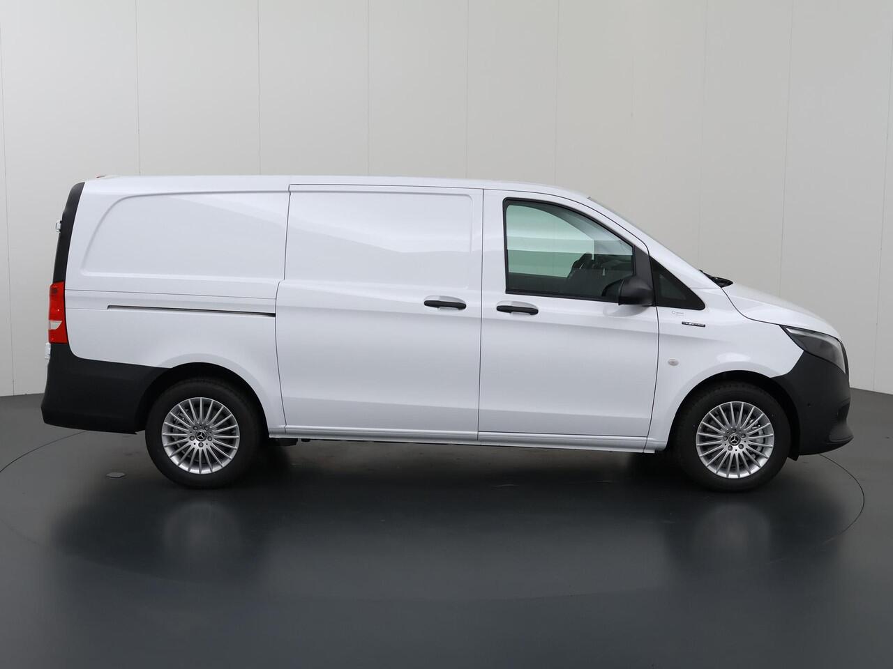 Mercedes-Benz VITO eVito Bestelwagen L2 66 kWh | Schuifdeur links | Navigatie | Achterdeuren | Achteruitrijcamera | Dodehoekassistent | Lichtmetalen velgen |