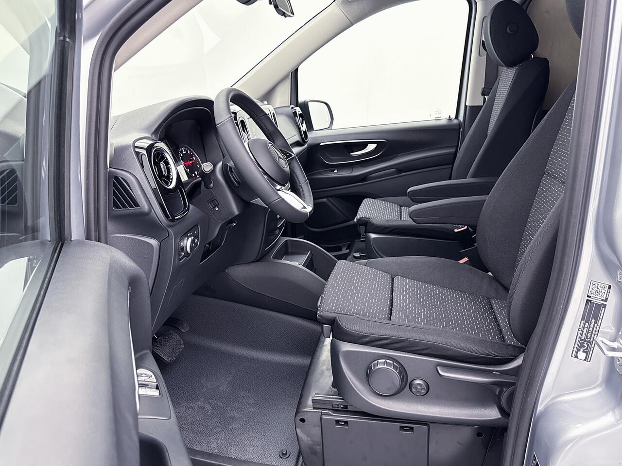 Mercedes-Benz VITO 119 CDI L3 19" inch AMG Dubbele Schuifdeur Multibeam LED Trekhaak Achteruitrijcamera Betimmering