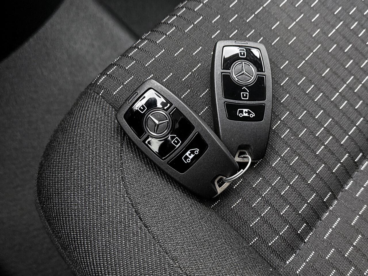 Mercedes-Benz VITO 116 CDI L2 Pro Trekhaak Achteruitrijcamera Multibeam LED Betimmering Cruise Control