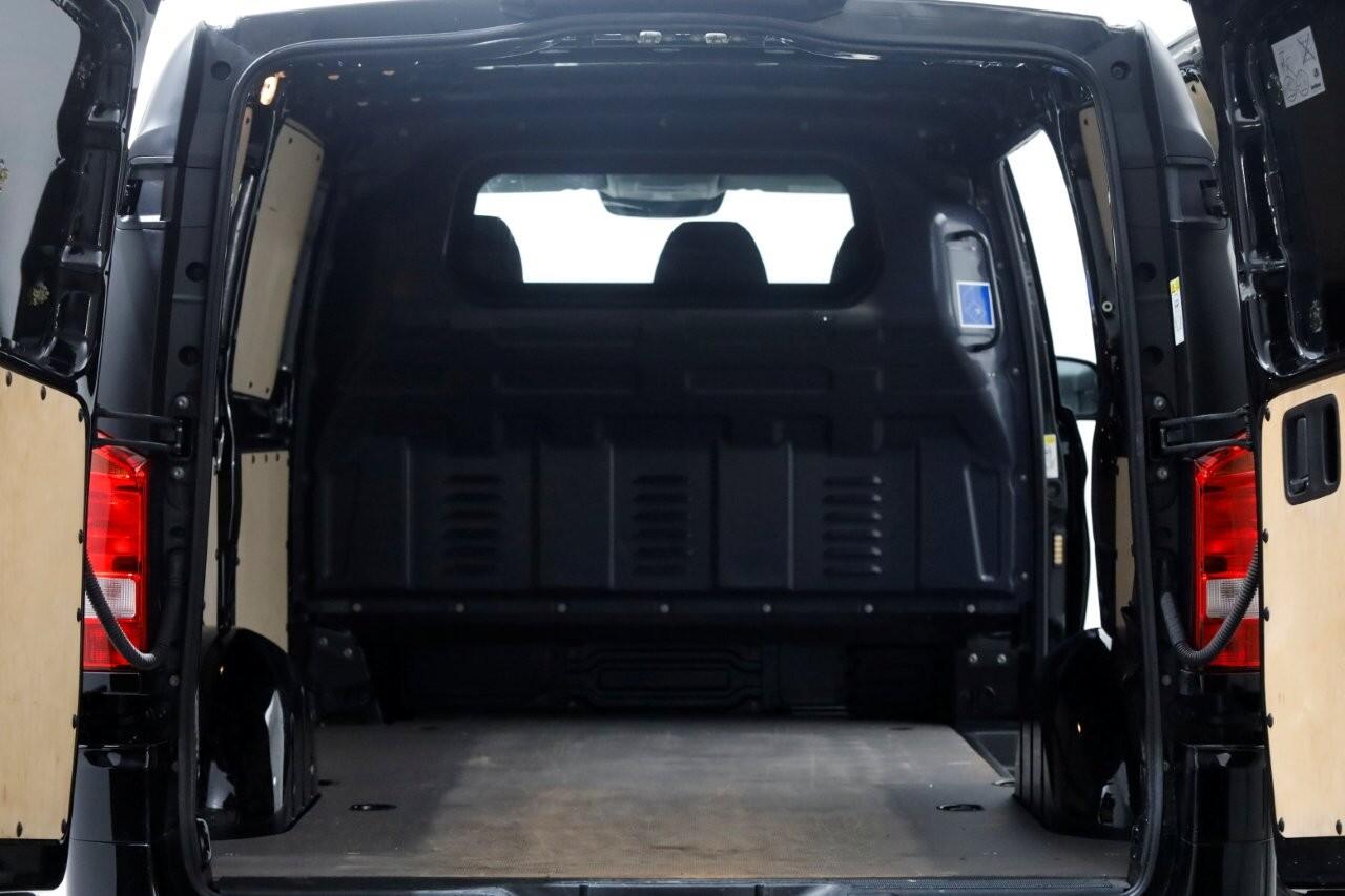 Mercedes-Benz VITO 116 CDI 163pk 7G Automaat Lang 4x4 ZG2 LED/Camera 02-2021