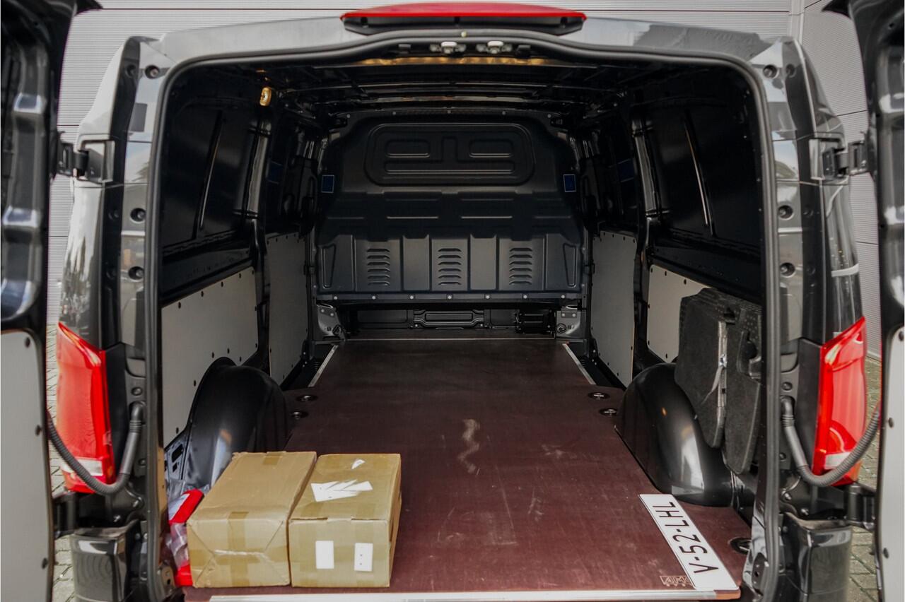 Mercedes-Benz VITO 116 CDI L3 Pro Black Pack Luxe 19" MultiBeam LED Distronic Navi Dubbele Schuifdeur