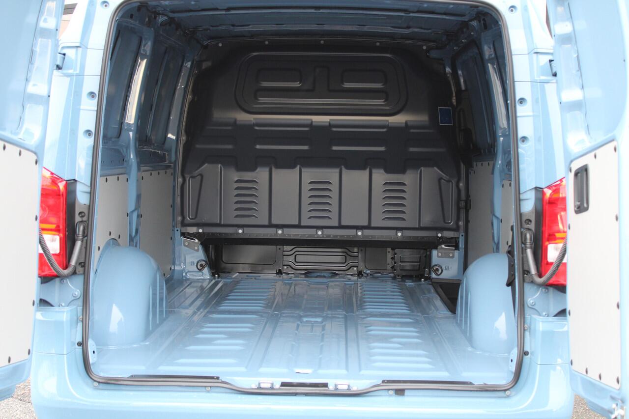 Mercedes-Benz VITO 114 CDI / Automaat / Lang / Led / Camera / Navi / Achterdeuren / NIEUW!!