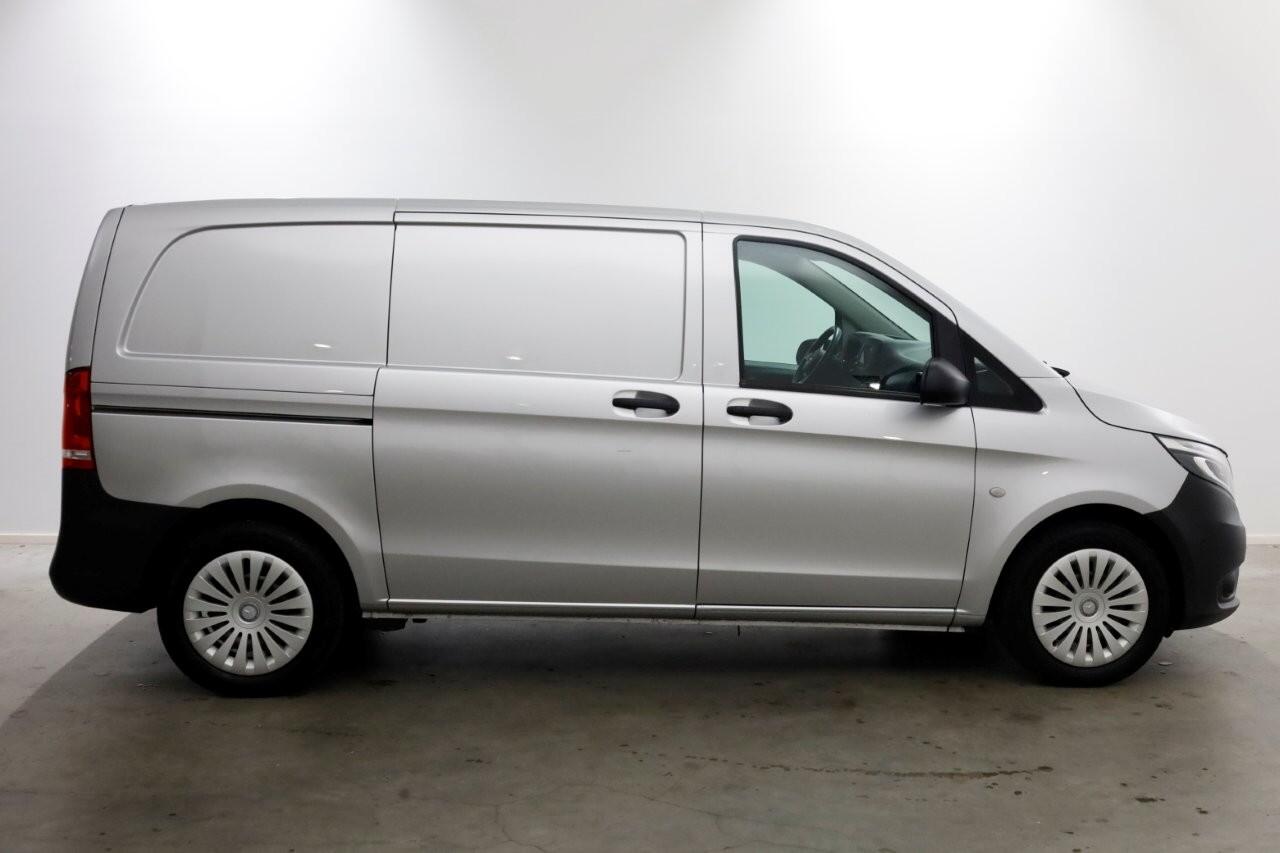 Mercedes-Benz VITO 114 CDI 136pk Compact 9G Automaat 2x Schuifdeur/LED/Camera/Navi/Inrichting 07-2022