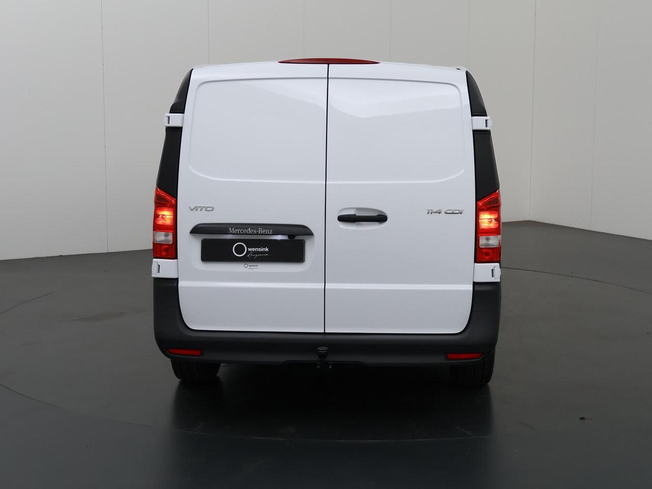 Mercedes-Benz VITO Bestelwagen 114 CDI L2 PRO | Achterdeuren | Trekhaak 2500 KG | Achteruitrijcamera | Dodehoekassistent |