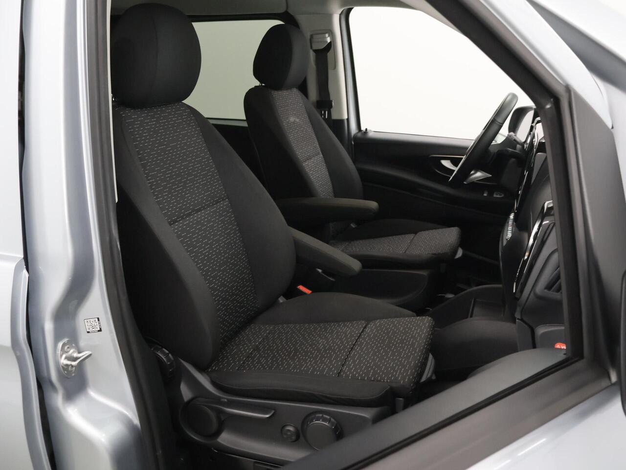 Mercedes-Benz VITO 119 XL L3 PRO | AUT. | EDITION | DUBBELE CABINE | MULTI-BEAM LED | ACHTERUITRIJCAMERA | 2500 KG AHW TREKHAAK | ACHTERDEUREN | 2X ZIJSCHUIFDEUR | CRUISE CONTROL | STOEL - STOEL | METALLIC