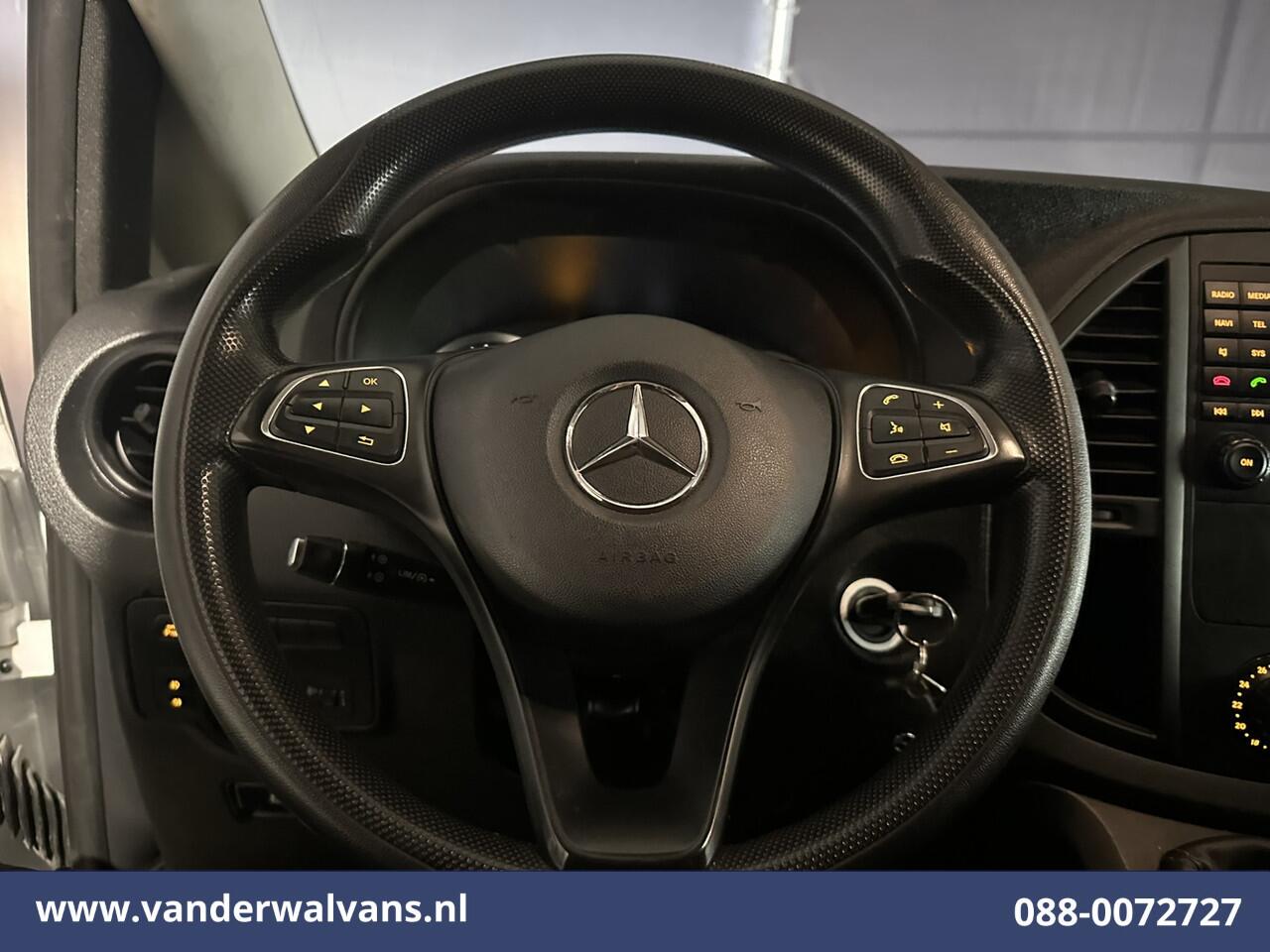 Mercedes-Benz VITO 114 CDI 136pk L2H1 Euro6 Airco | Camera | Navigatie | Cruisecontrol | Trekhaak Parkeersensoren, Stoelverwarming
