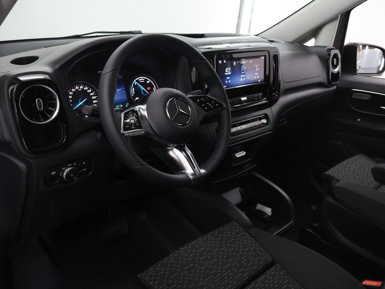 Mercedes-Benz VITO eVito Bestelwagen 112 L2 66 kWh | MultiBeam LED | Stoelverwarming | Apple Carplay | Achteruitrijcamera | Airco | Cruise Control |
