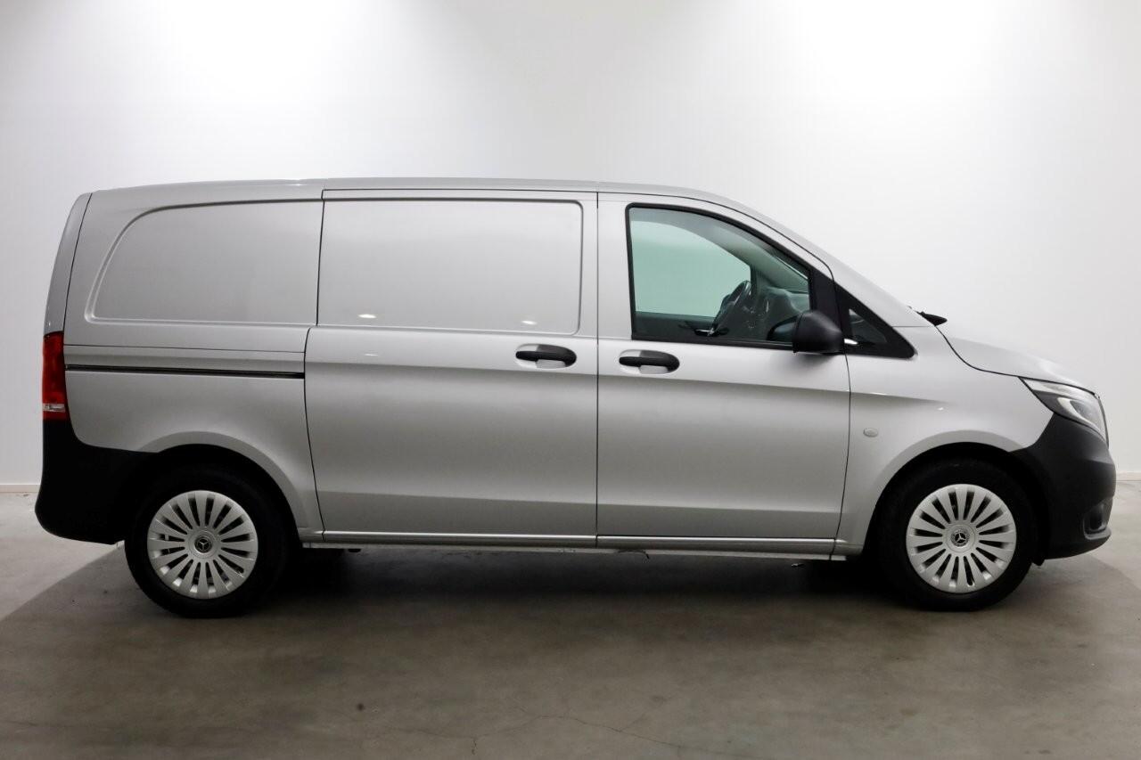 Mercedes-Benz VITO CDI 136pk Compact 9G Automaat 2x Schuifdeur/LED/Camera/Inrichting 07-2022
