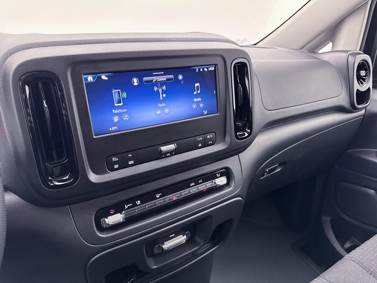 Mercedes-Benz VITO 116 L2 Pro Multibeam Led Trekhaak Achteruitrijcamera met sonsoren Betimmering Cruise Control