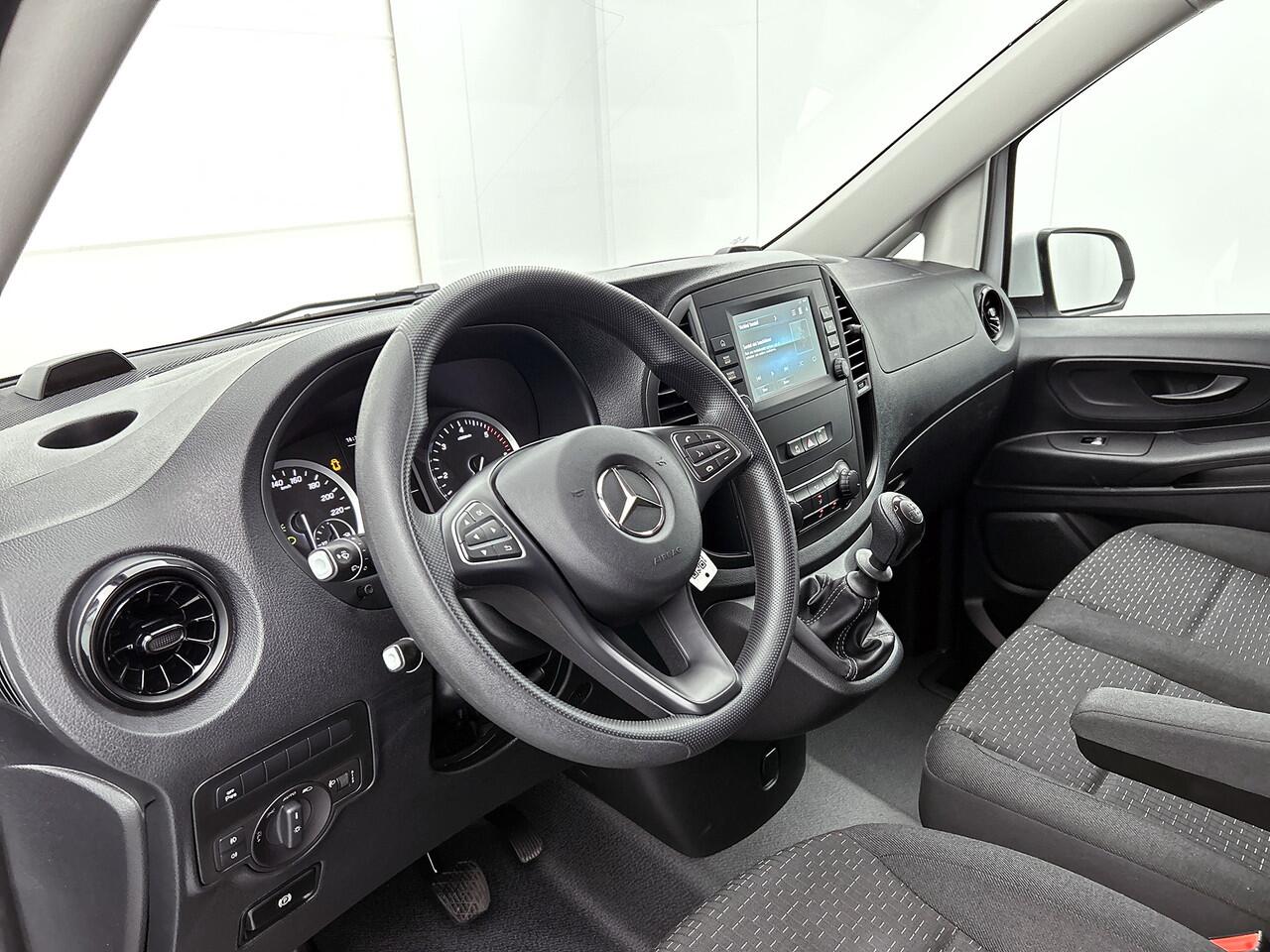 Mercedes-Benz VITO 116 CDI Lang Navi, 19" Velgen, Trekhaak, Sidebars, Camera