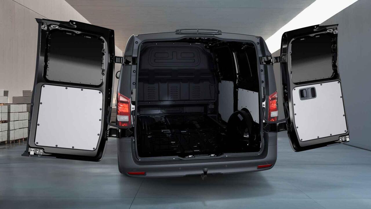 Mercedes-Benz VITO 114 CDI L2 Pro NAVI CARPLAY ANDROID AUTO TREKHAAK 2500KG ALARM SCM3