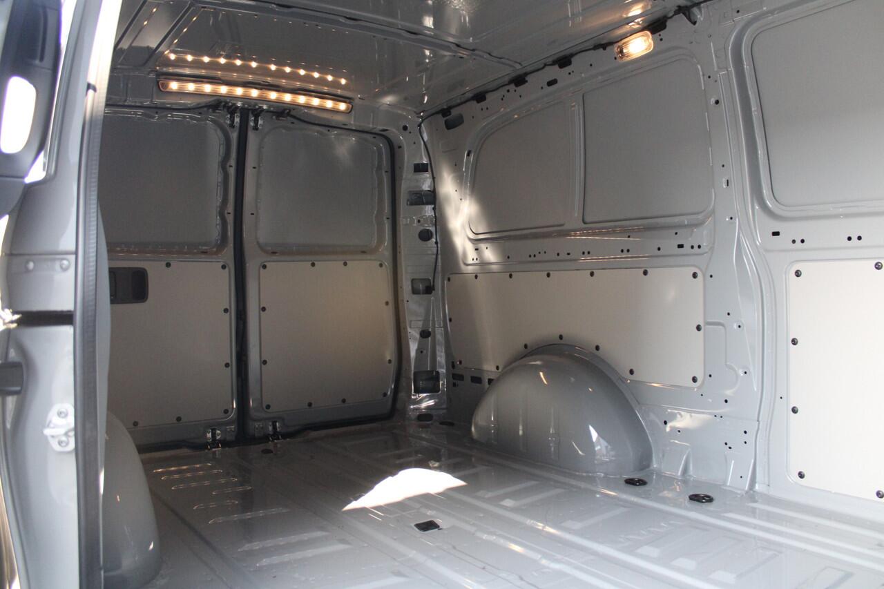 Mercedes-Benz VITO 116 CDI L3 Pro XL 164pk - Multi Beam LED - Leder - Dodehoek - Side Bars - Night Pack - Carplay - Rijklaar