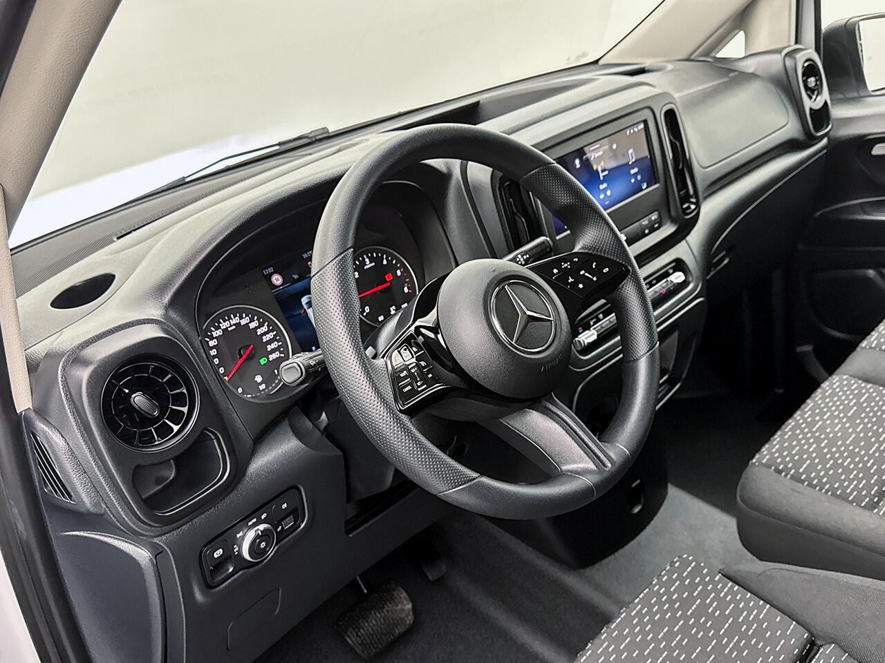 Mercedes-Benz VITO 116 CDI L2 Pro Trekhaak Achteruitrijcamera Multibeam LED Betimmering Cruise Control