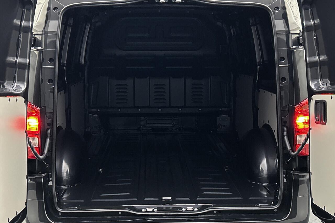 Mercedes-Benz VITO 114 CDI L2 Automaat | Lederen bekleding | LED | Parkeersensoren | Camera | Apple carplay