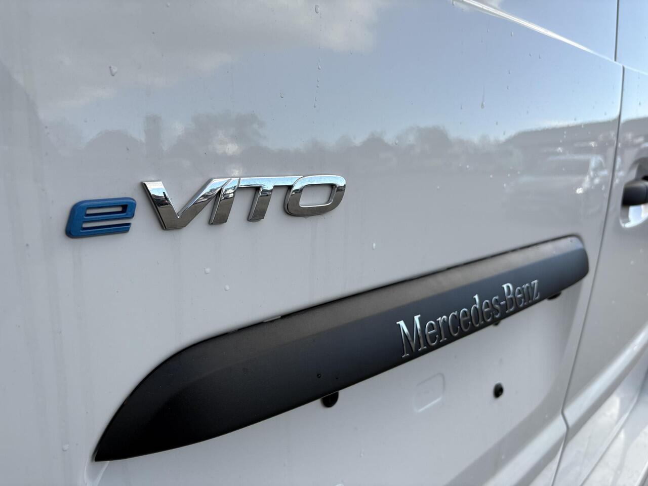 Mercedes-Benz VITO eVito 112 L2 60 kWh