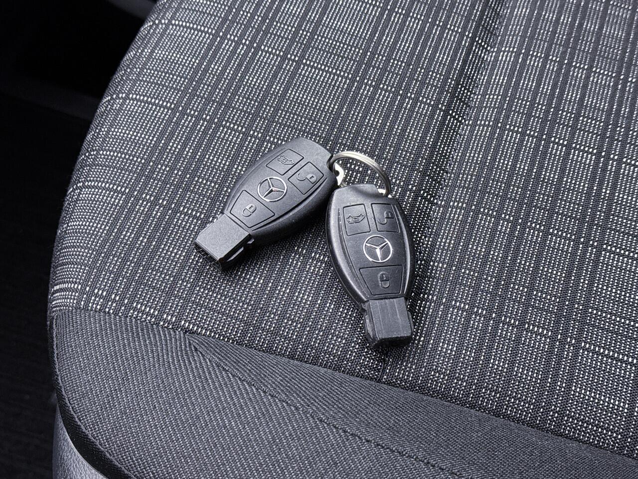 Mercedes-Benz VITO 114 CDI Lang Navigatie Achteruitrijcamera Betimmering Cruise Control