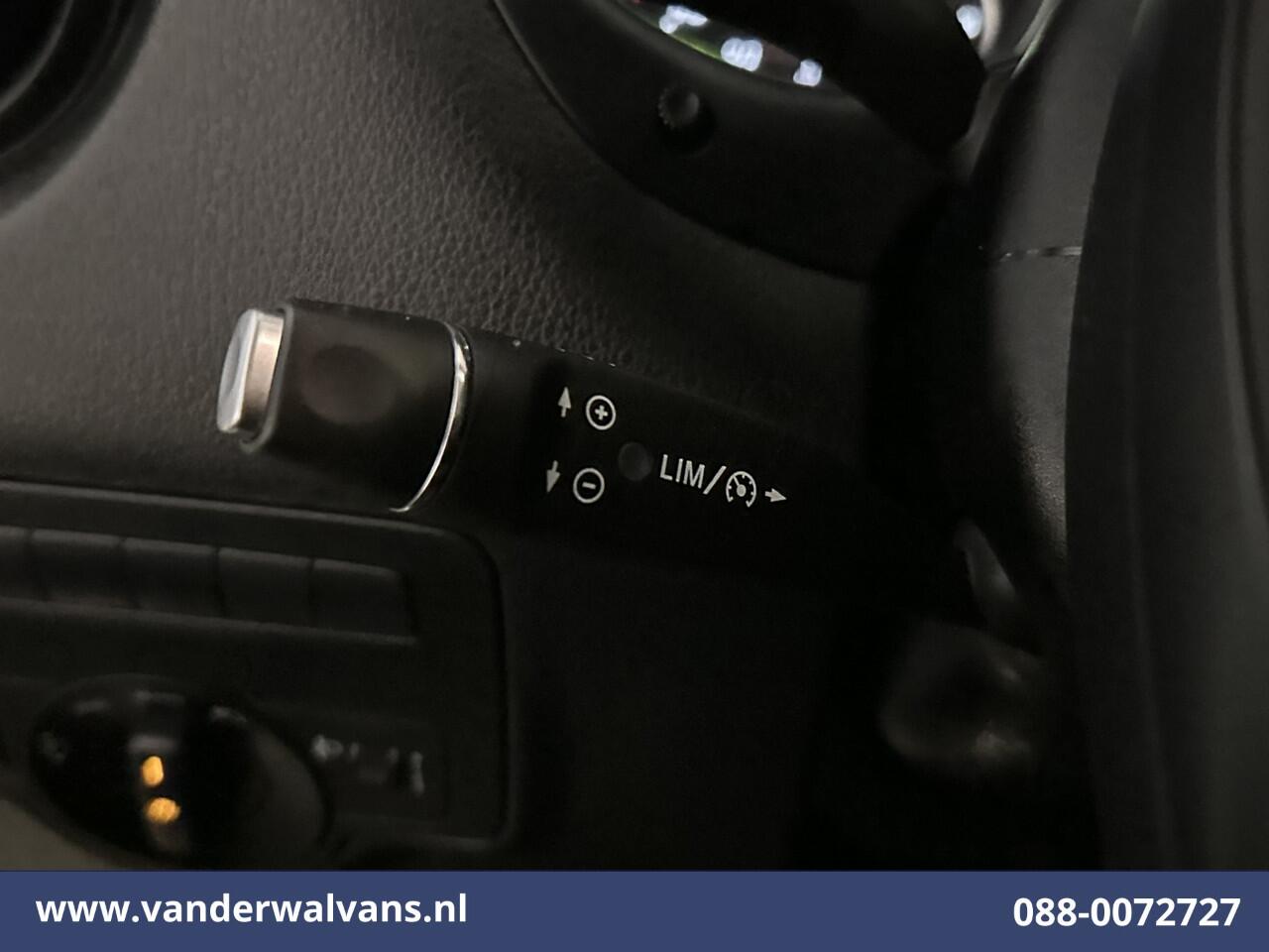 Mercedes-Benz VITO 114 CDI 136pk L2H1 Euro6 Airco | Camera | Navigatie | Cruisecontrol | Trekhaak Parkeersensoren, Stoelverwarming
