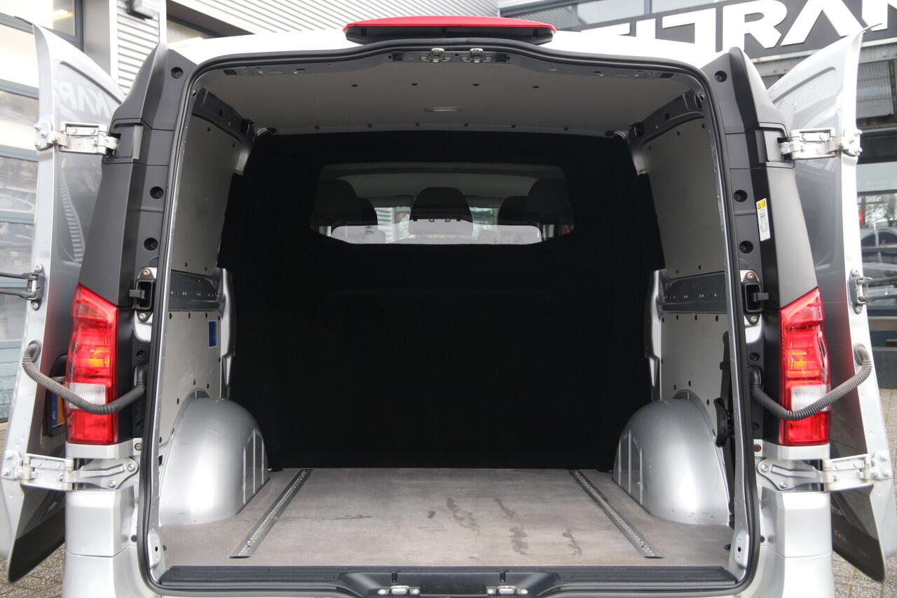 Mercedes-Benz VITO 190PK CDI | DC | L2H1 | Standkachel | Cruise | Airco..