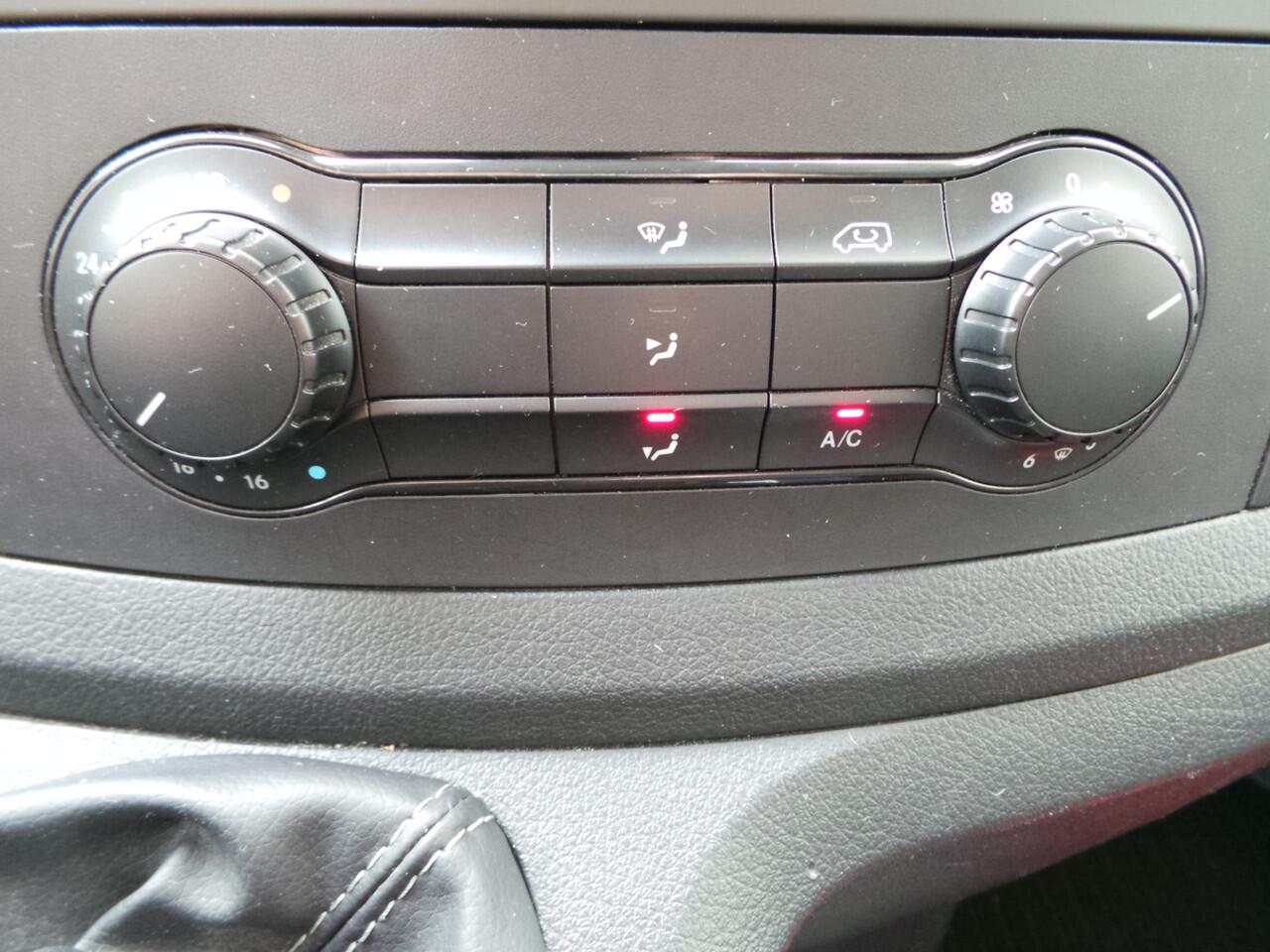 Mercedes-Benz VITO 111 CDI Extra Lang XL NAP Arco,Navi,Camera,Achterklep, 3persoons