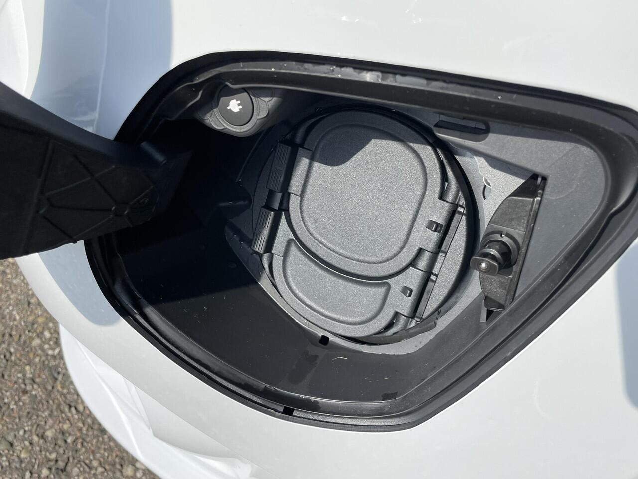 Mercedes-Benz VITO eVito Lang 66 kWh Mercedes-Benz eVito eVito Lang 66 kWh