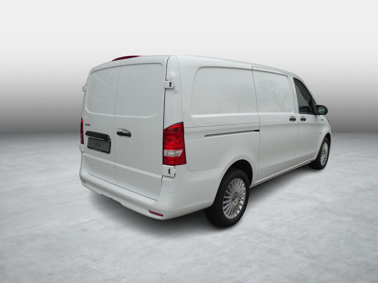 Mercedes-Benz VITO eVito 112 L2 60 kWh Mercedes-Benz eVito eVito 112 L2 66 kWh