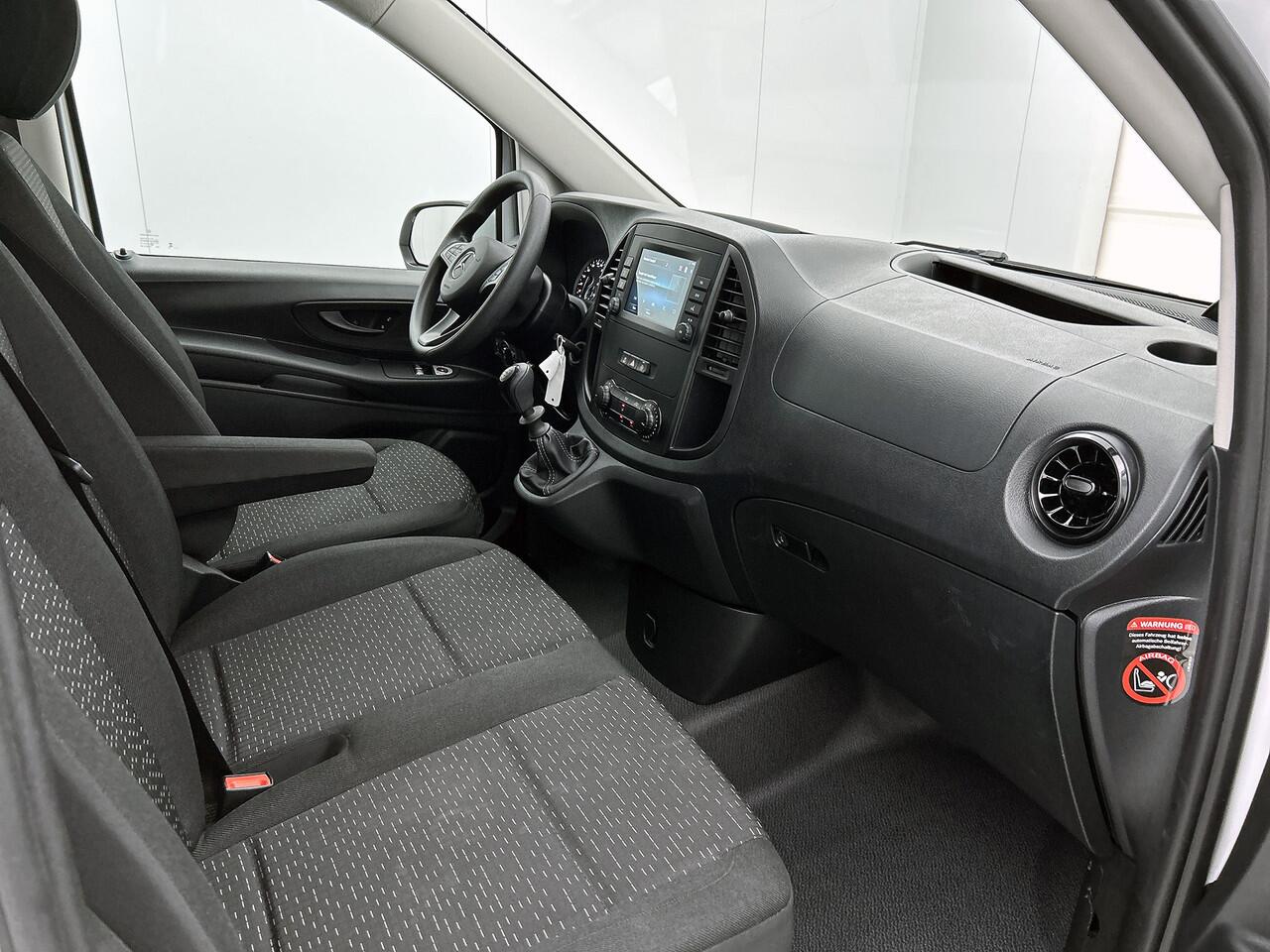 Mercedes-Benz VITO 116 CDI Lang Navi, 19" Velgen, Trekhaak, Sidebars, Camera