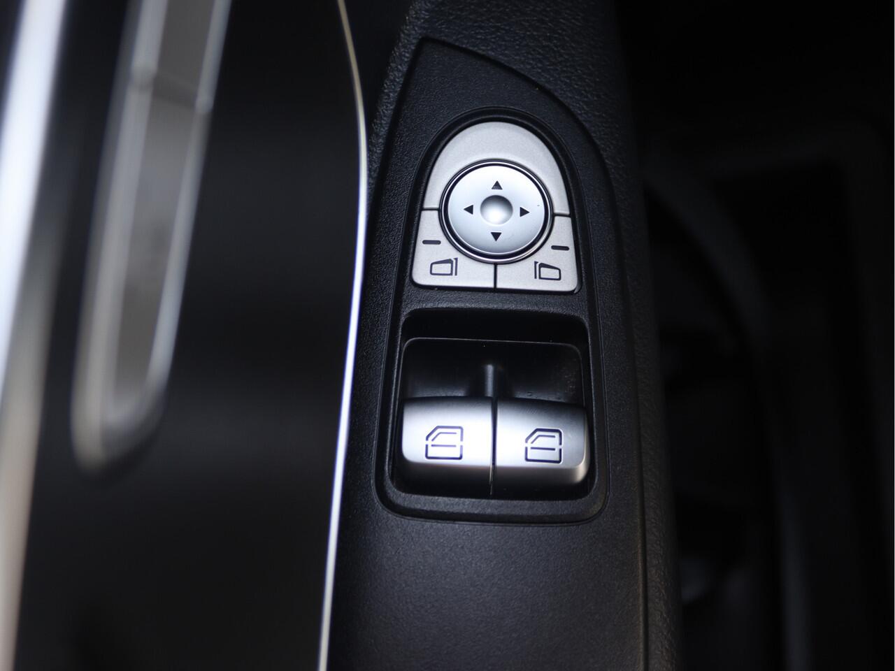 Mercedes-Benz VITO 114 CDI L2 | AIRCO/NAVI/CAMERA/DISTRONIC | Certified