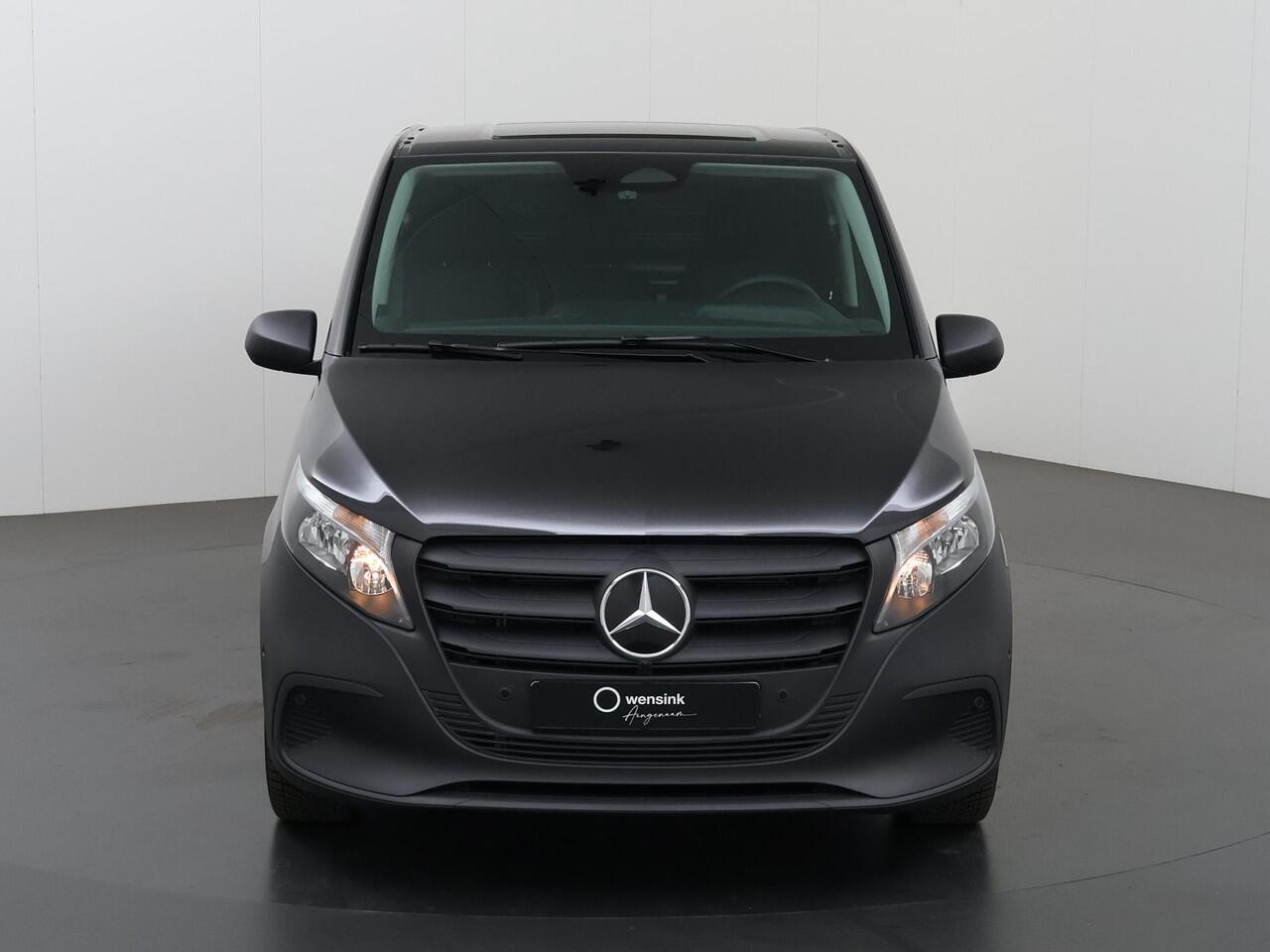 Mercedes-Benz VITO 116 CDI L2 | PRO | AUT. 2500 KG TREKHAAK AHW | STOELVERWARMING | PARKEERCAMERA | DODEHOEKASSISTENT | SPOORASSISTENT | BIJRIJDERSBANK | LAADRUIMTE BETIMMERD | METALLIC |