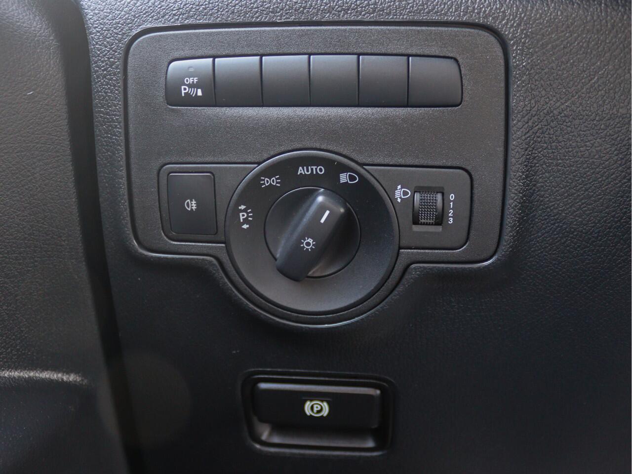 Mercedes-Benz VITO 114 CDI L3 | CLIMA/CAMERA/2.500KG AHW/CRUISE | Certified