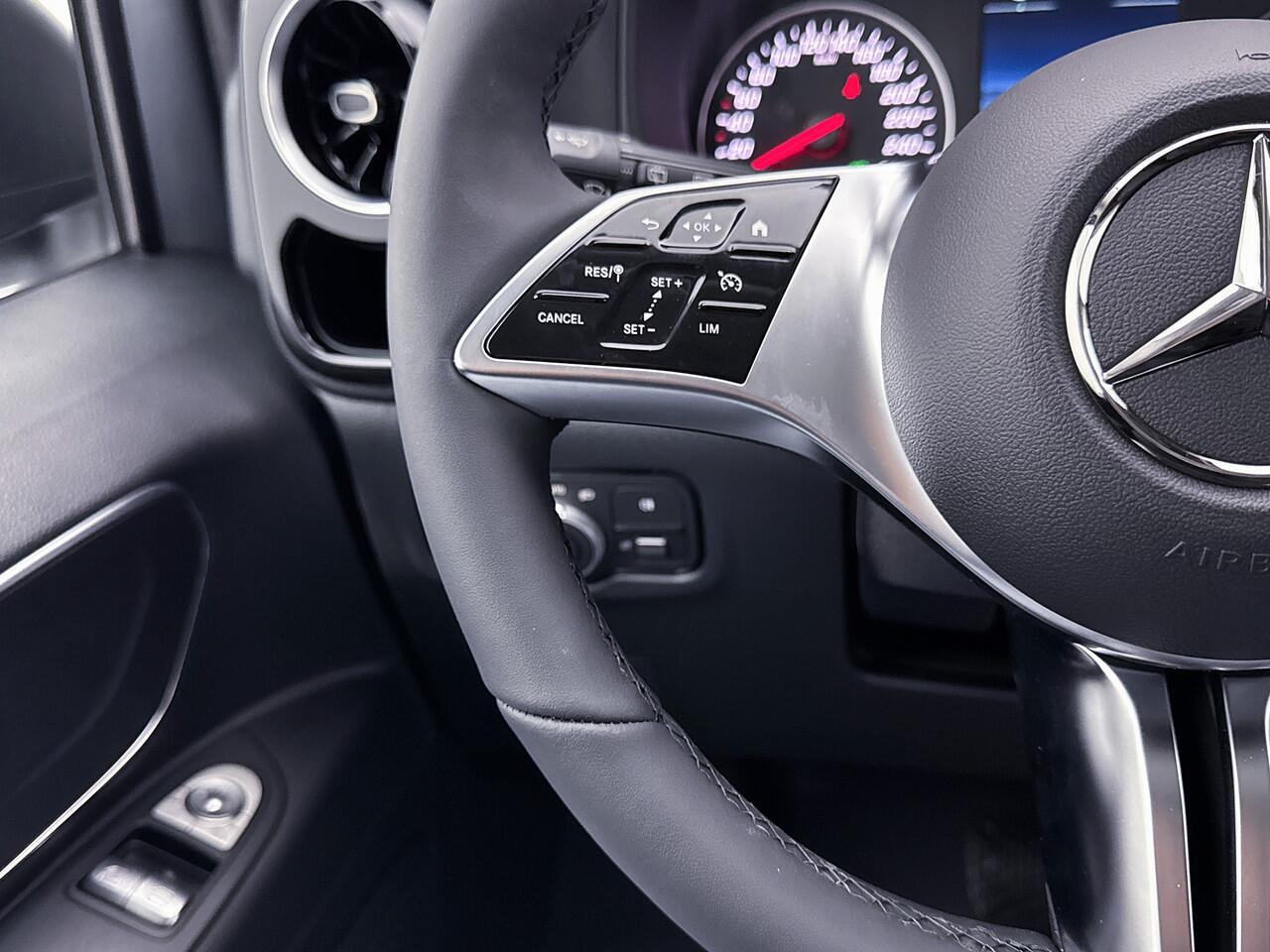 Mercedes-Benz VITO 119 CDI Pro 19" Lichtmetaal Sidebars Dubbele Schuifdeur Multibeam LED Trekhaak Achteruitrijcamera Betimmering