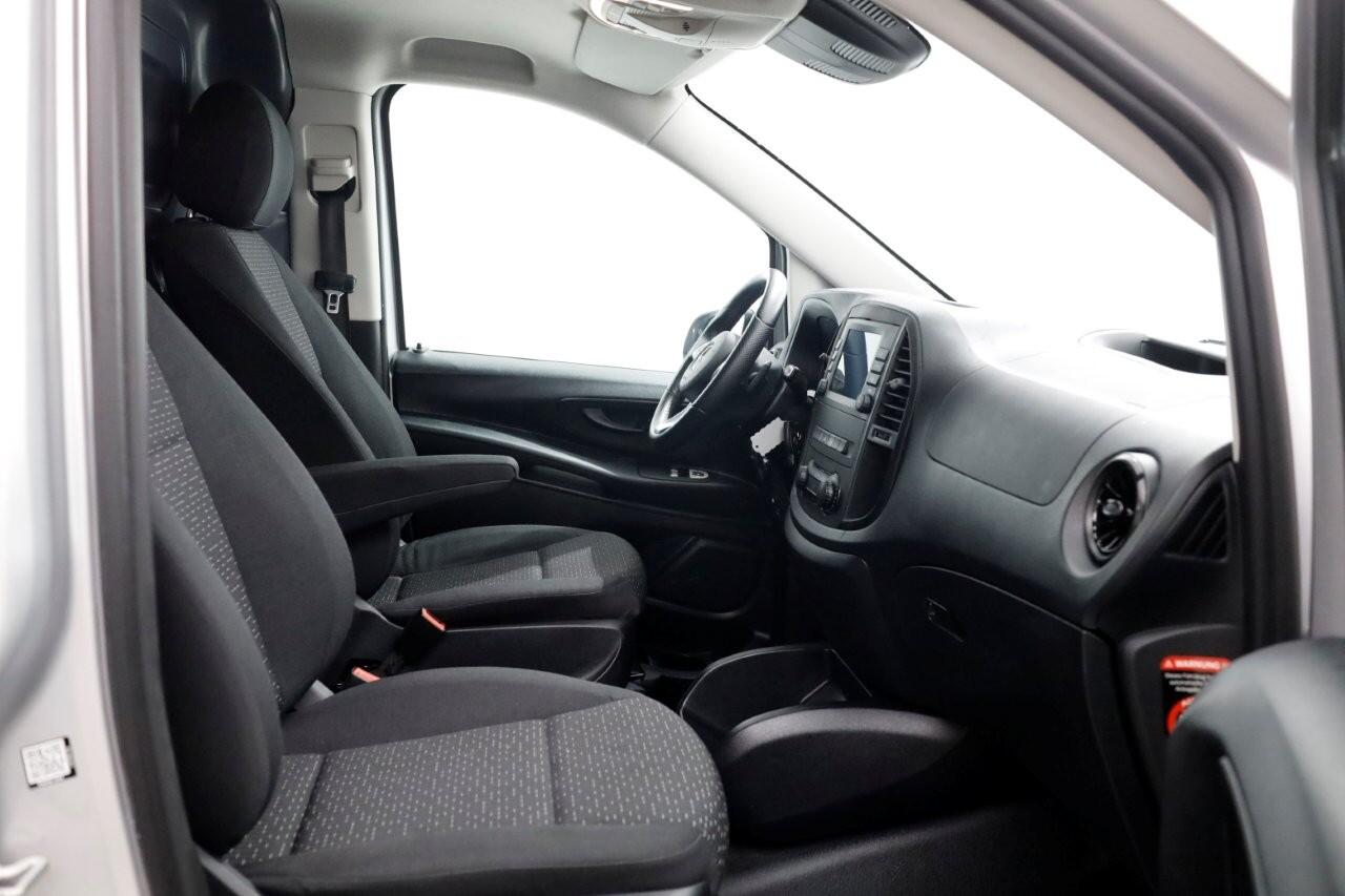 Mercedes-Benz VITO 114 CDI 136pk Compact 9G Automaat 2x Schuifdeur/LED/Camera/Inrichting 07-2022