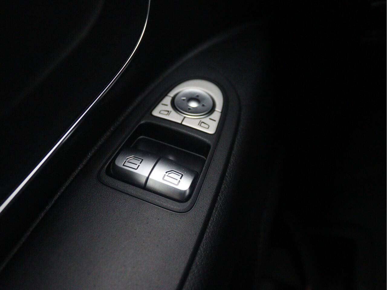 Mercedes-Benz VITO 116 CDI L2 D.C. | CLIMA/CAMERA/CRUISE/2.500KG AHW | Certified