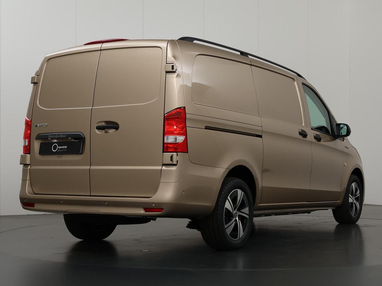 Mercedes-Benz VITO eVito Bestelwagen 112 L2 66 kWh | MultiBeam LED | Stoelverwarming | Apple Carplay | Achteruitrijcamera | Airco | Cruise Control |