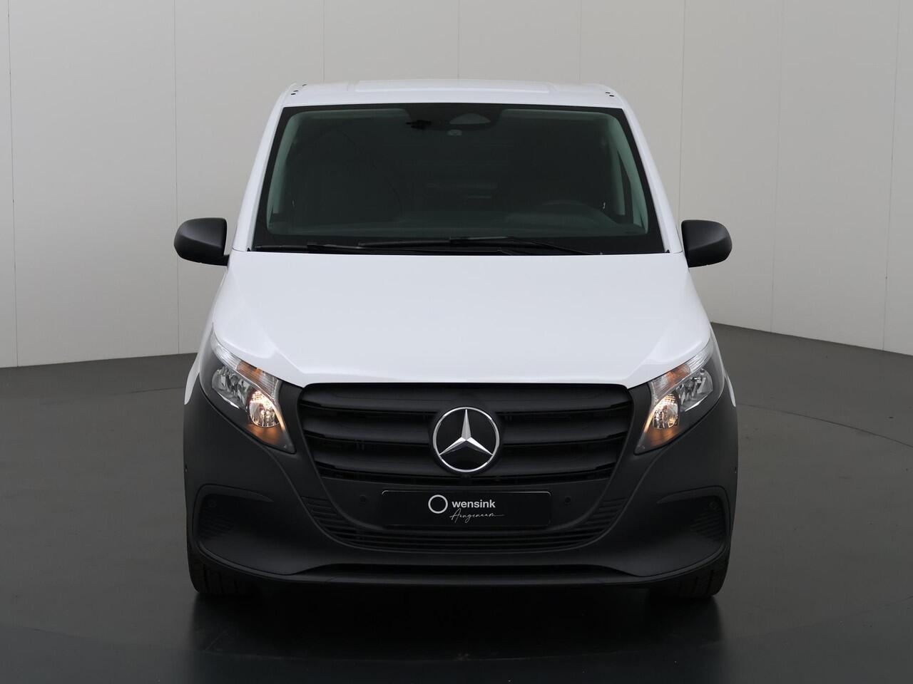 Mercedes-Benz VITO Bestelwagen 114 CDI L2 PRO | Achterdeuren | Trekhaak 2500 KG | Achteruitrijcamera | Dodehoekassistent |