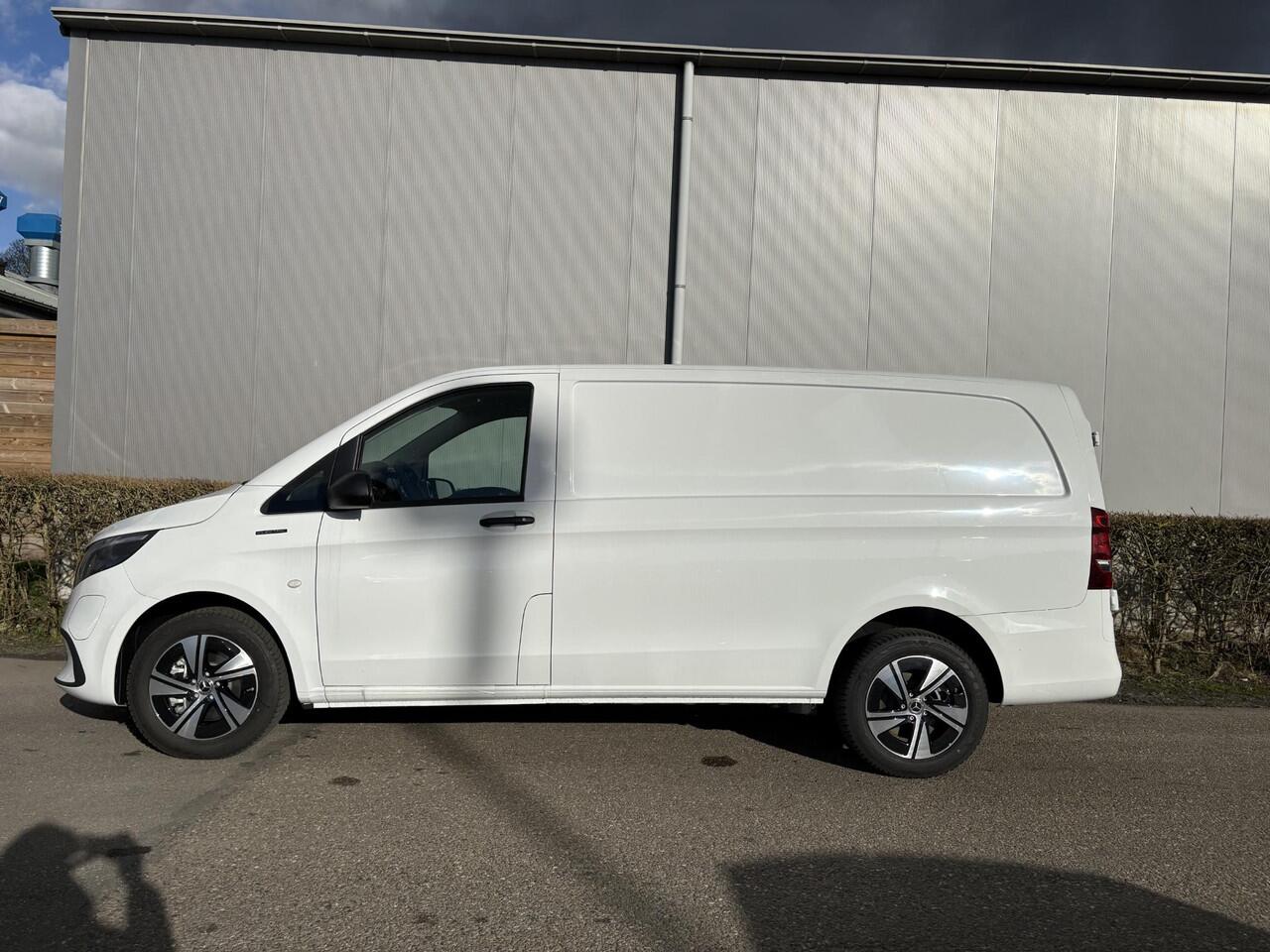 Mercedes-Benz VITO eVito 112 L2 60 kWh Mercedes-Benz eVito eVito 112 L2 66 kWh