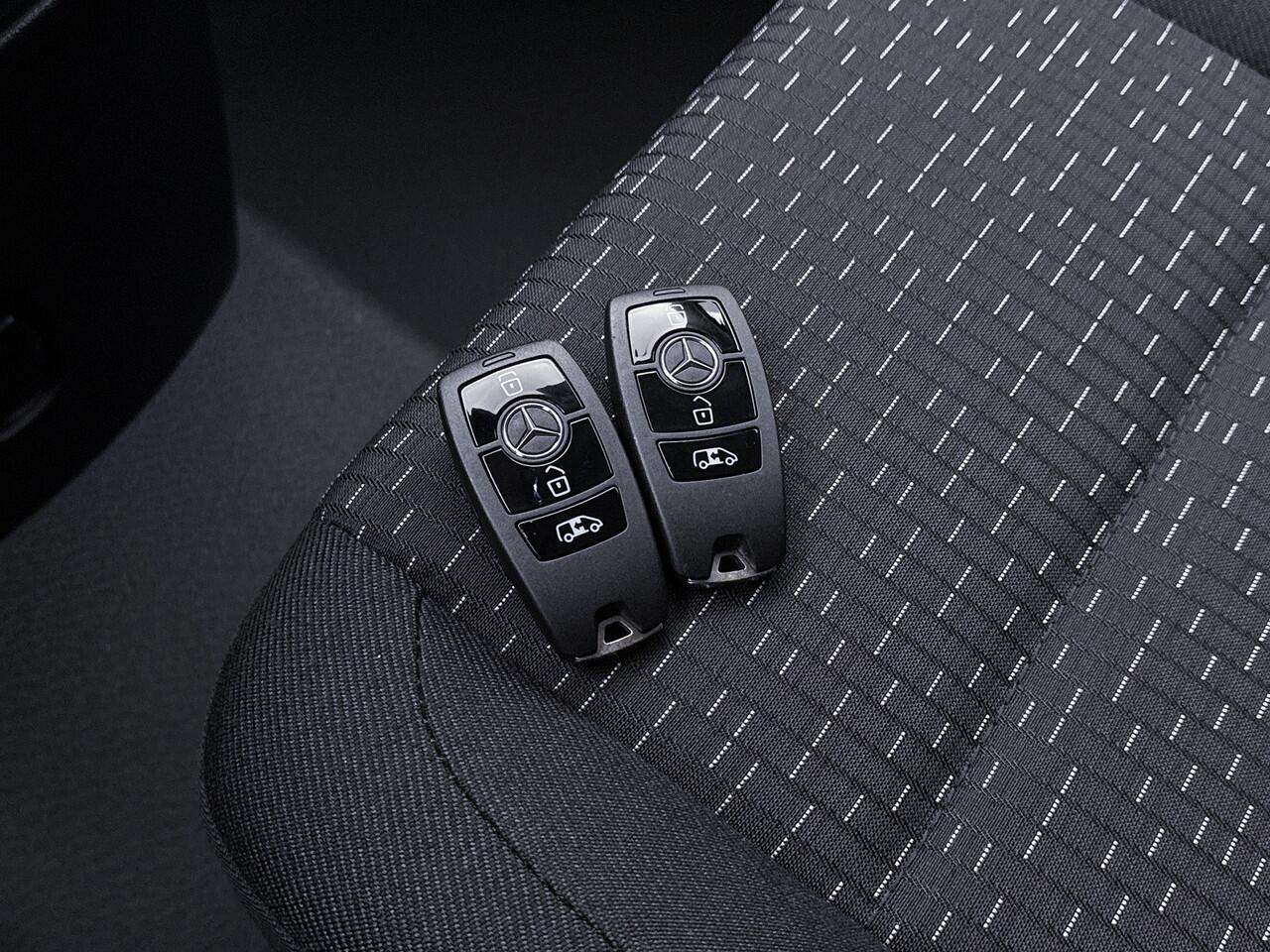 Mercedes-Benz VITO 116 CDI L2 Pro Multibeam LED Trekhaak Achteruitrijcamera Betimmering Cruise Control